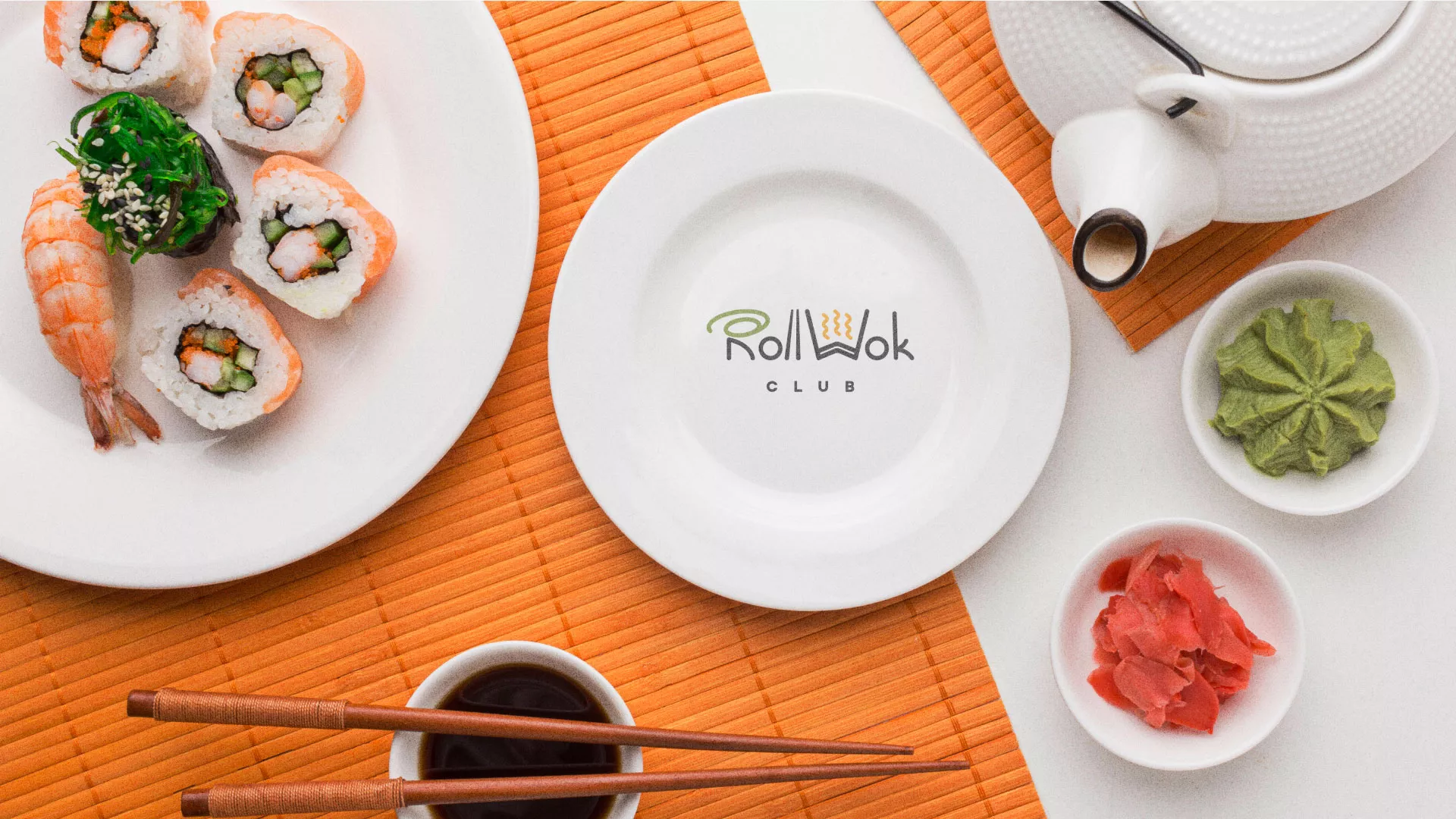 Разработка логотипа и фирменного стиля суши-бара «Roll Wok Club» в Светогорске
